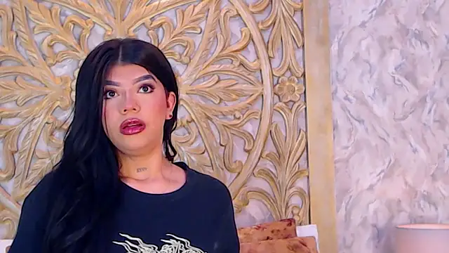 Snapshot of MelodyCarsson chatting on November 2025 12:05:02 PM MelodyCarsson online show from November 2025 12:05:02 PM