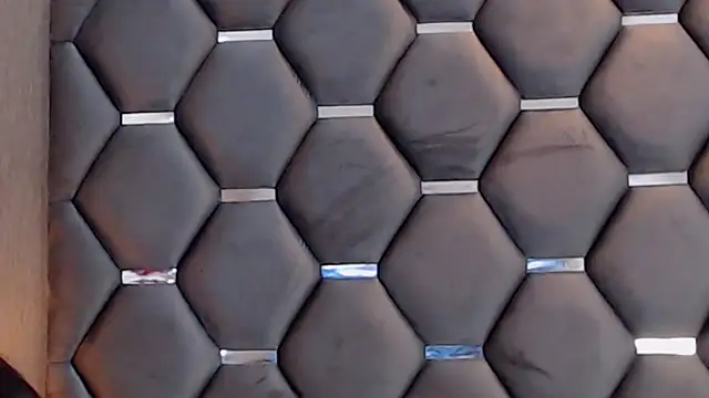 Snapshot of MelodyCarsson chatting on December 2025 03:28:02 PM MelodyCarsson online show from December 2025 03:28:02 PM