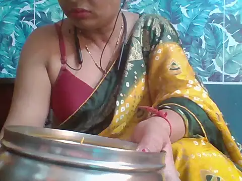 Snapshot of Marathi_q4een01 chatting on April 2026 04:15:01 AM Marathi q4een01 online show from April 2026 04:15:01 AM