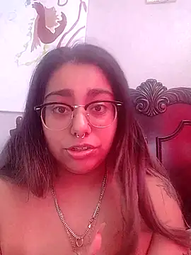 Lovelyrainn online show from November 2025 04:38:02 PM