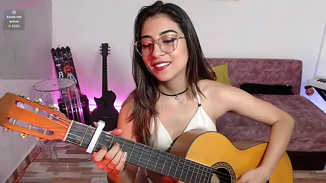 Susanahendrix online show from October 2025 06:21:01 PM