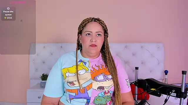 katte landerr online show from October 2025 01:21:02 PM