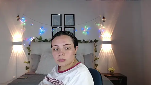 Megan 05  online show from March 2026 07:13:02 PM