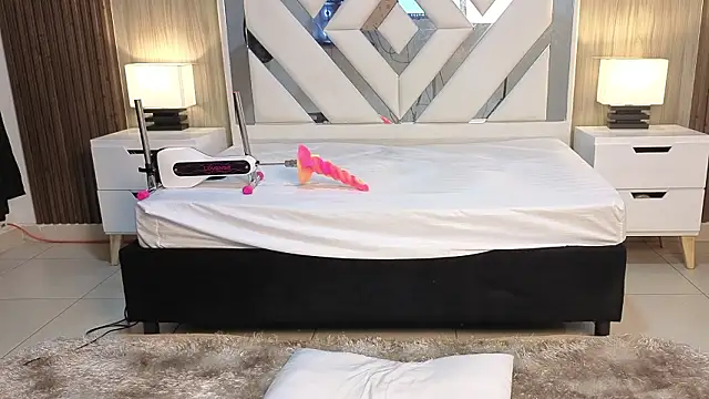 Lisa sweetas online show from February 2026 01:17:01 AM