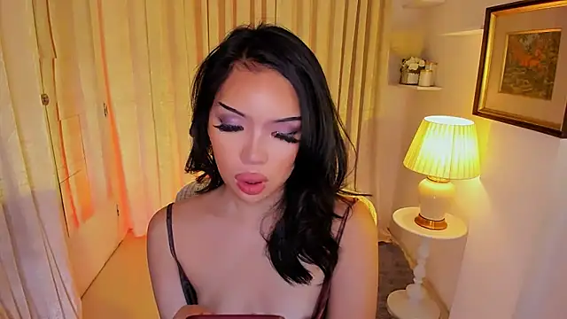 MS LUNA online show from March 2026 11:31:02 PM