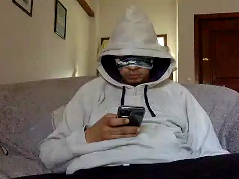 CaiBull online show from December 2025 06:43:01 AM