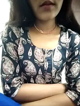 Naina 04 online show from September 2025 04:07:02 PM