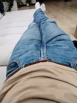 Pio185 online show from November 2025 10:03:02 PM