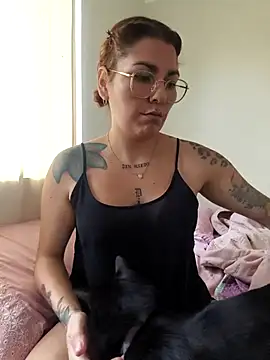 Snapshot of xjuanaxmaldadxxx chatting on November 2025 11:10:02 AM xjuanaxmaldadxxx online show from November 2025 11:10:02 AM