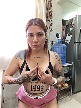 Snapshot of xjuanaxmaldadxxx chatting on February 2026 02:00:02 PM xjuanaxmaldadxxx online show from February 2026 02:00:02 PM