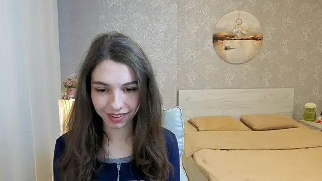 Snapshot of KellyShines chatting on June 2026 01:13:01 PM KellyShines online show from June 2026 01:13:01 PM