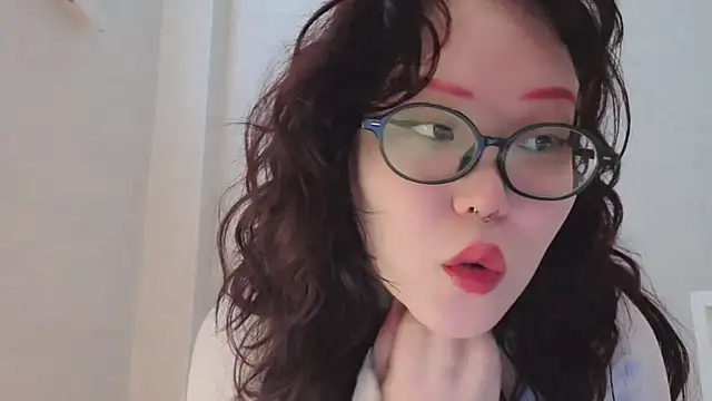 tsunade chan online show from February 2026 04:08:01 AM