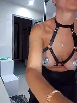 Snapshot of KissMiSveet chatting on October 2025 05:00:01 PM KissMiSveet online show from October 2025 05:00:01 PM