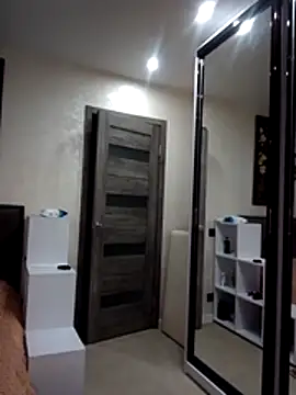 Snapshot of KissMiSveet chatting on November 2025 06:29:02 AM KissMiSveet online show from November 2025 06:29:02 AM