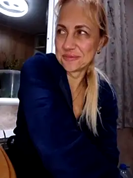 KissMiSveet online show from December 2025 06:49:01 PM