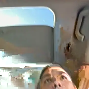 luis97fer online show from May 2026 04:58:02 PM