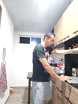 stivenlujan69 online show from October 2025 01:53:02 AM