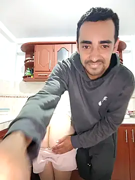 stivenlujan69 online show from February 2026 03:15:01 AM