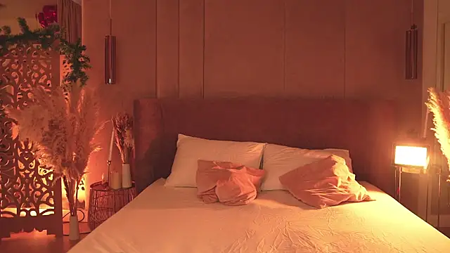 AdoraCortes online show from March 2026 05:04:01 AM