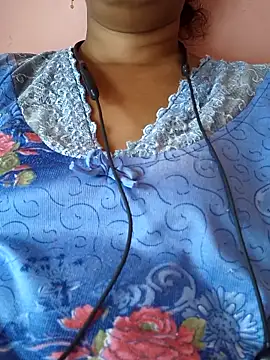 Snapshot of Sonalihot_ chatting on September 2025 10:03:02 AM Sonalihot online show from September 2025 10:03:02 AM