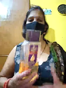 Snapshot of Sonalihot_ chatting on October 2025 08:09:01 AM Sonalihot online show from October 2025 08:09:01 AM