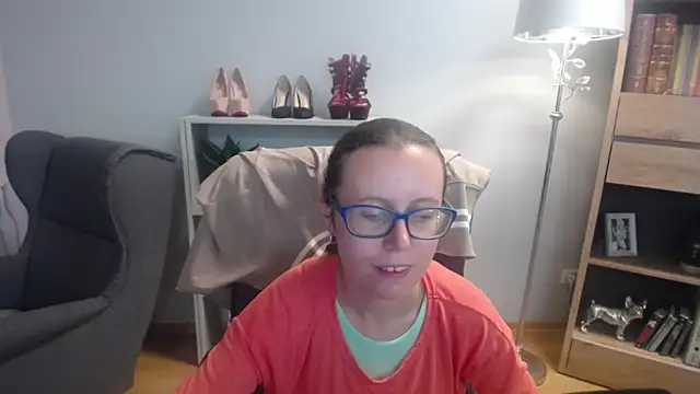 sweetxLizzy online show from September 2025 04:25:02 AM