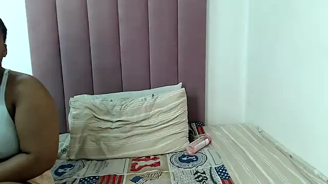 Abby 108 online show from September 2025 03:17:01 AM