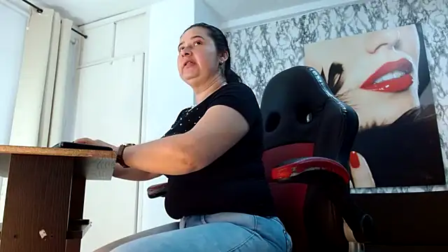 mariani smith online show from September 2025 11:45:02 AM