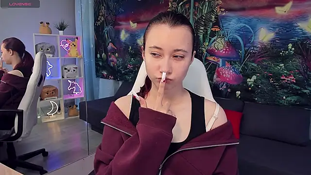 ClaraParks online show from September 2025 06:00:01 PM