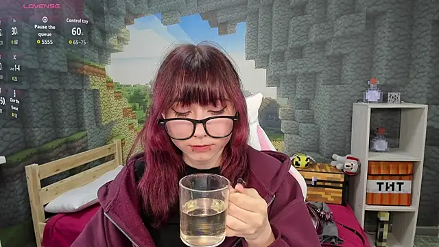 ClaraParks online show from November 2025 06:41:02 PM