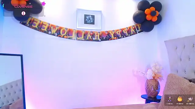 Dulcey  online show from October 2025 05:30:01 AM