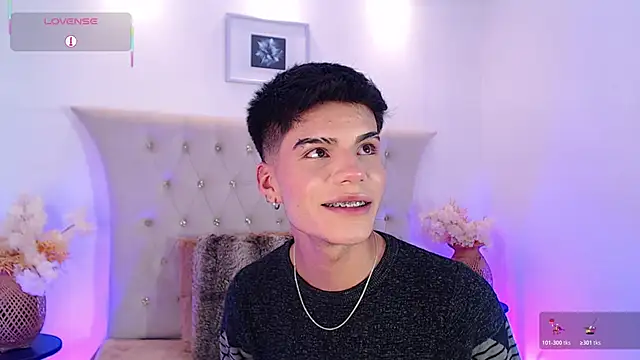 Dulcey  online show from November 2025 04:24:02 AM