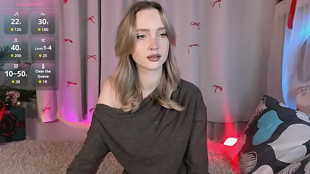 Snapshot of EllaBloom chatting on January 2026 11:37:02 AM EllaBloom online show from January 2026 11:37:02 AM