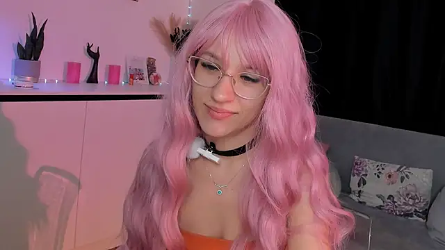 EvaBllake online show from October 2025 05:49:02 AM