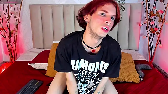 danny rios20 online show from December 2025 01:09:01 PM