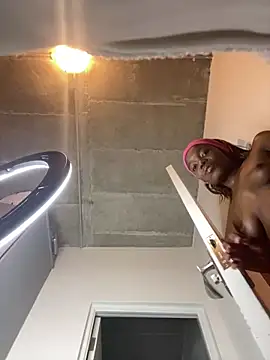 prettydollyy online show from March 2026 06:01:02 PM