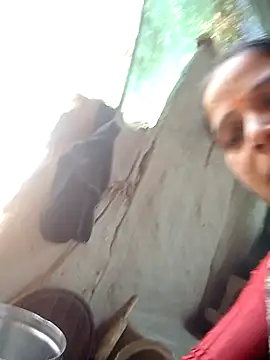 Cutreet online show from December 2025 05:13:01 AM