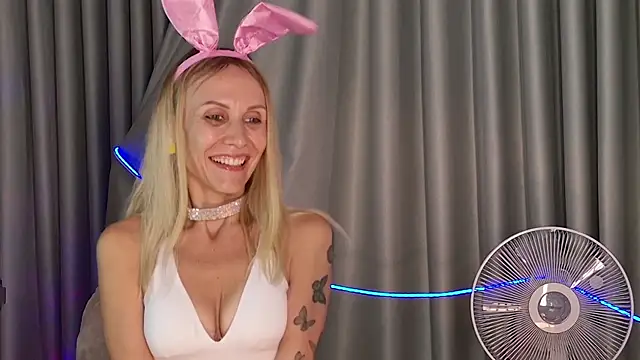 goddess kate   online show from October 2025 08:26:01 AM