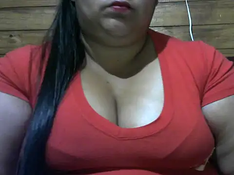 Snapshot of MARRENTINHA34 chatting on November 2025 10:14:02 PM MARRENTINHA34 online show from November 2025 10:14:02 PM