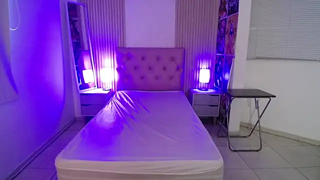 Bonnali lune online show from October 2025 10:08:01 PM