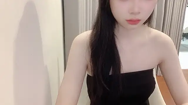 Azami Chan online show from September 2025 01:00:01 PM