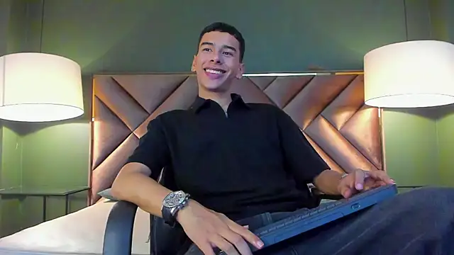 Aiden Royce online show from January 2026 02:47:01 AM