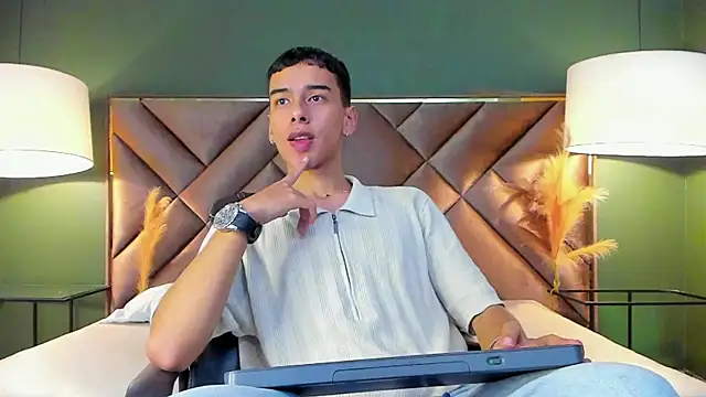 Aiden Royce online show from January 2026 04:14:01 AM