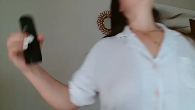 Snapshot of liloush__ chatting on September 2025 11:37:02 AM liloush online show from September 2025 11:37:02 AM