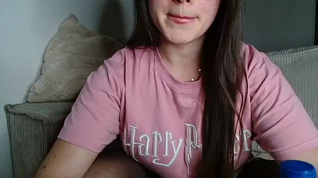 Snapshot of liloush__ chatting on November 2025 05:23:01 PM liloush online show from November 2025 05:23:01 PM