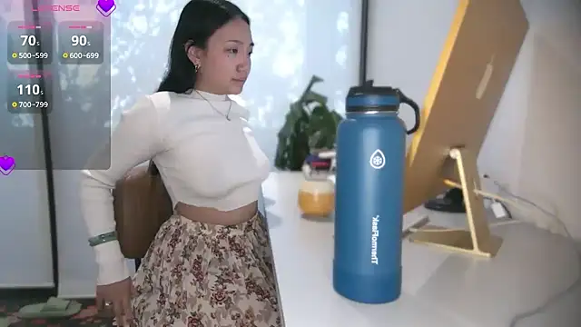 yuzhara online show from October 2025 01:55:01 PM