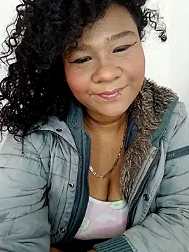 Kymy marquez online show from September 2025 04:52:01 PM