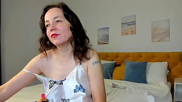 Kira Adler online show from October 2025 01:17:02 AM