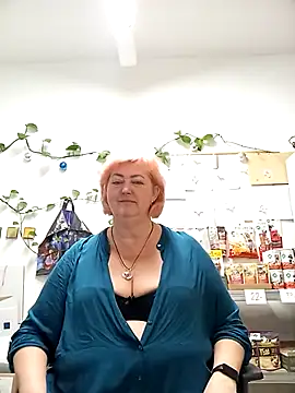 Snapshot of TerezaVelvet chatting on September 2025 05:29:01 AM TerezaVelvet online show from September 2025 05:29:01 AM