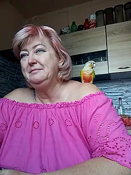 Snapshot of TerezaVelvet chatting on October 2025 09:32:01 AM TerezaVelvet online show from October 2025 09:32:01 AM